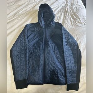 Ice Breaker coat size Large